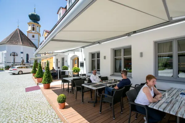 Restaurant Awnings Hero